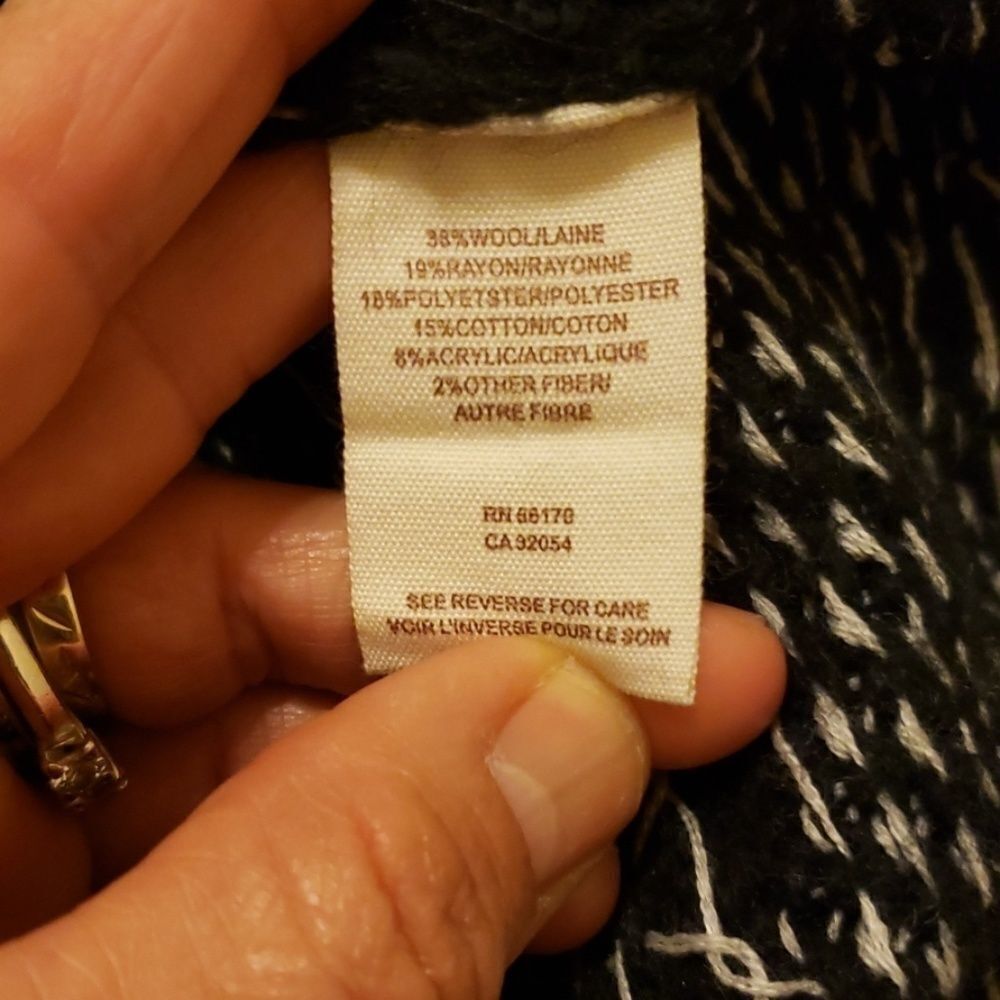 Free people turtleneck sweater size medium. - Picture 7 of 8